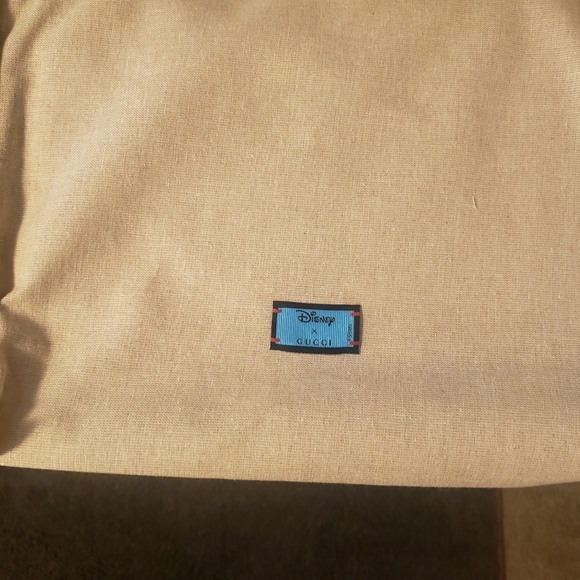 Limited Edition Gucci Supreme Monogram Canvas Disney Pouch - Picture 6 of 8